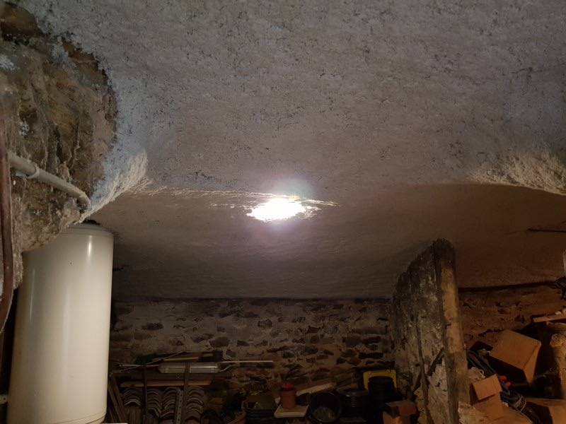 Quelle solution pour isoler sa cave avec plafond voûté à Pierrelatte 26700?